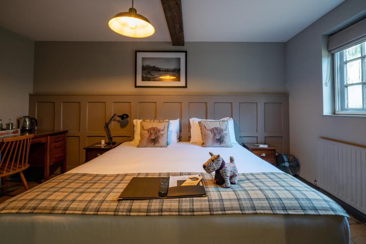 Bourne Valley Inn Saint Mary Bourne Екстериор снимка