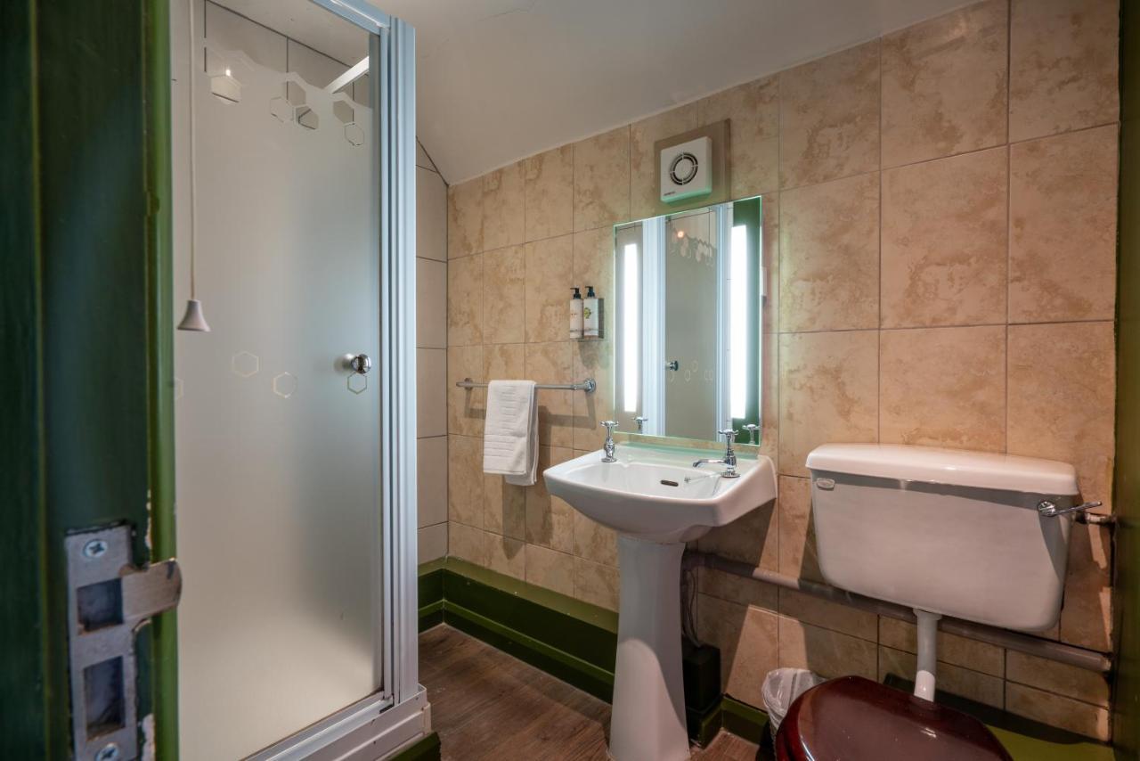 Bourne Valley Inn Saint Mary Bourne Екстериор снимка
